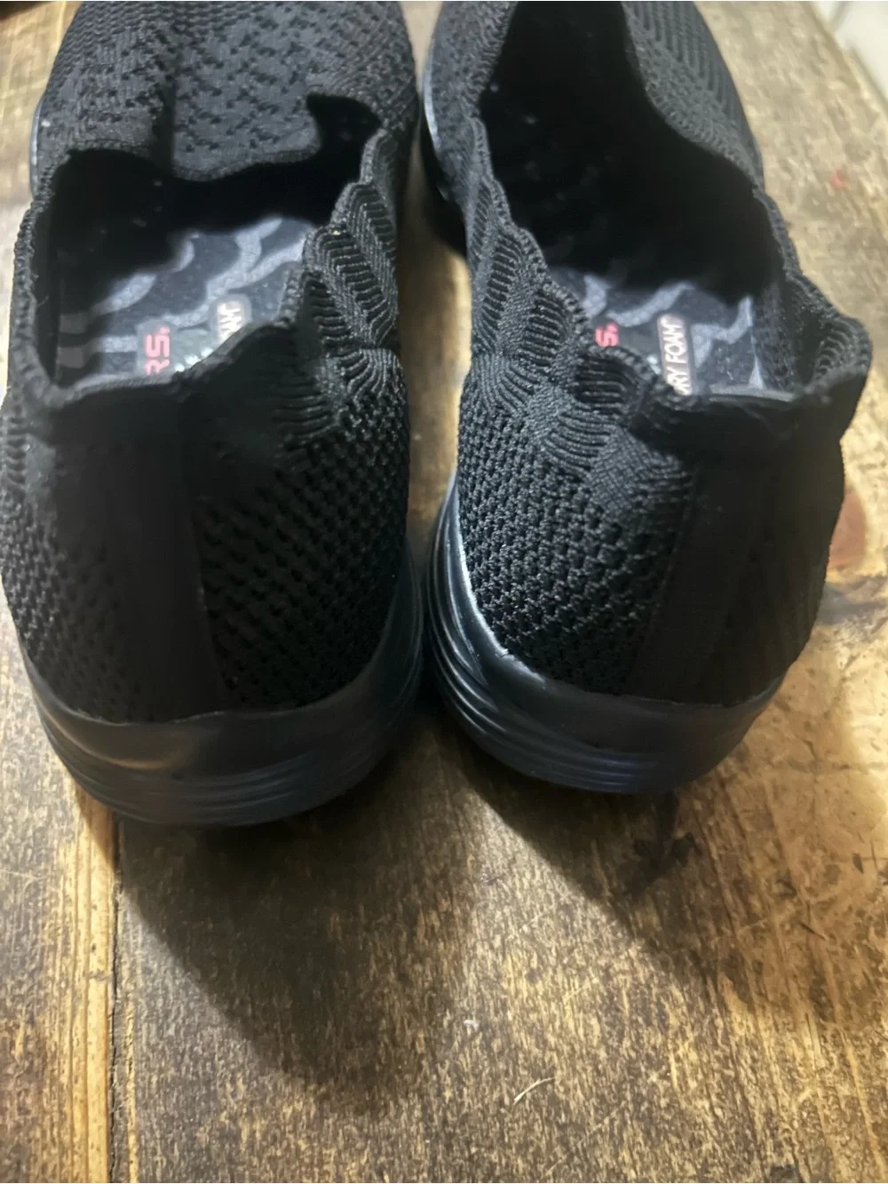 Skechers Seager Stat Women’s Memory Foam Black Slip Ons Size 6.5